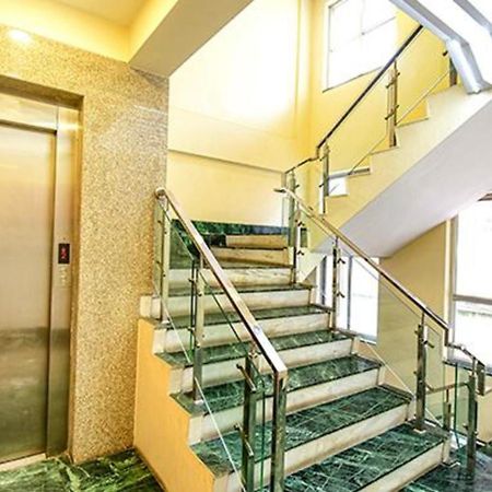 Fabhotel Stay Inn International - Nr Sealdah Station Calcutta Exteriör bild