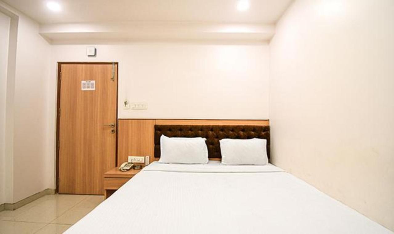 Fabhotel Stay Inn International - Nr Sealdah Station Calcutta Exteriör bild