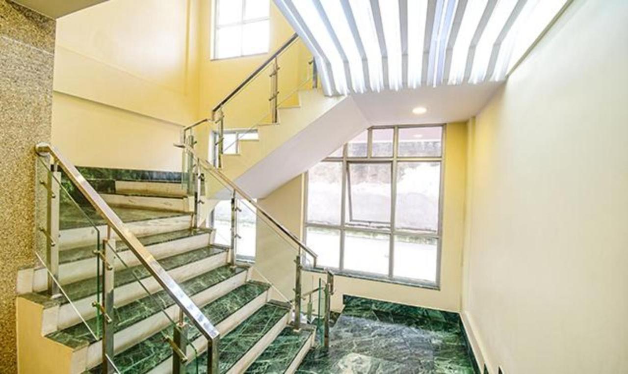 Fabhotel Stay Inn International - Nr Sealdah Station Calcutta Exteriör bild