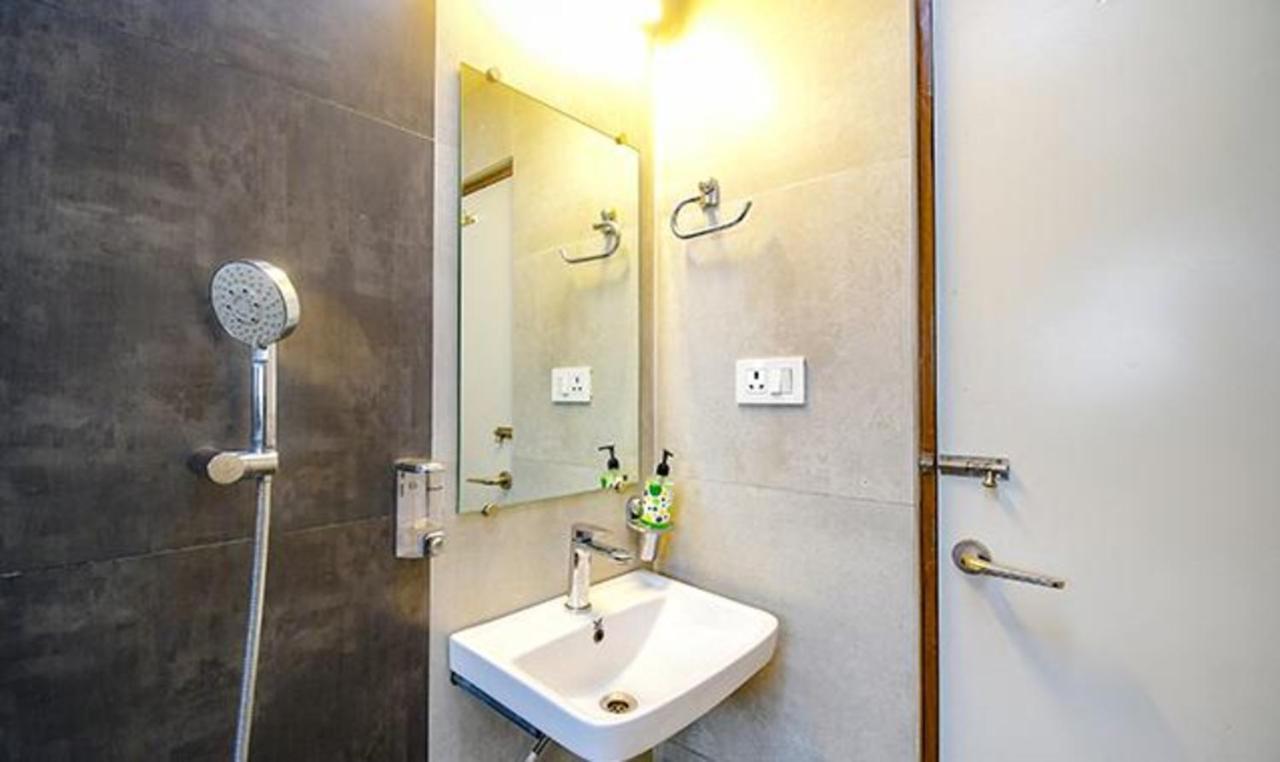 Fabhotel Stay Inn International - Nr Sealdah Station Calcutta Exteriör bild